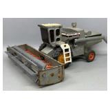 1/32 Gleaner L2 Combine