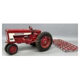 1/16 Farmall 404 Tractor & Harrow