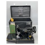 Singer Featherweight 221-1 Sewing Machine