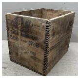 DuPont No 6 Blasting Caps Wooden Box 14x10x11in