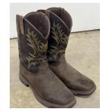 Like New Ariat 14EE Square Toe Boots- Soft Toe