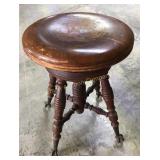 Claw Ball Foot Organ Stool