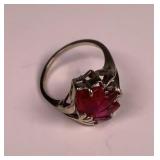 10K White Gold Garnet Ring 3.80G
