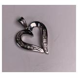 10K White Gold Heart Pendent 1.91G