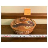 Pottery dish with lid