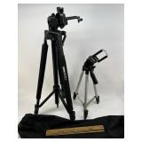 2 tripods