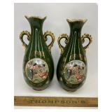 2 vintage vases