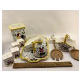 Ucagco PY Early Provincial ROOSTER & ROSES