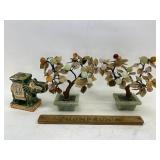 Glass flowers and elephant