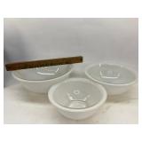 3 white/clear mixing bowls