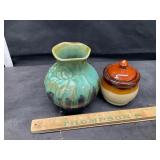 2 pcs of pottery