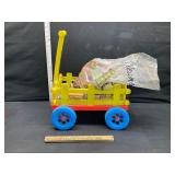 Wagon with wooden blocks