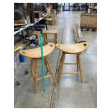 2 stools