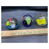 Glass paper weights