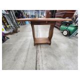 Drop leaf table