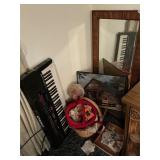 Contents of corner