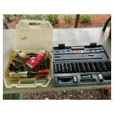 Air tools and sockets