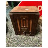 Vintage radio upstairs