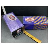 2 die cast cars