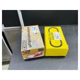 2 die cast cars