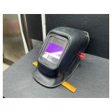 Welding helmet