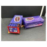 2 die cast cars