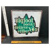 Metal sign