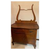 Oak wash stand with towel bar