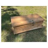 Trunk on wheels