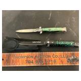 2 knives