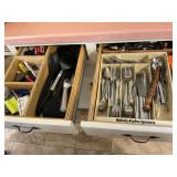 2 drawers lot