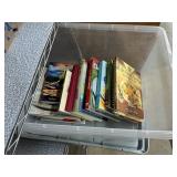 Tote with books