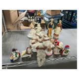 Figurines