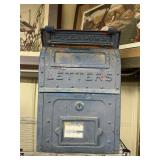 Vintage US Mail Mailbox