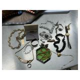 Assorted jewelry