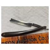 Wade & Butcher straight razor