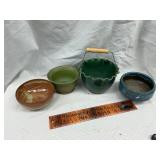 Assorted pottery