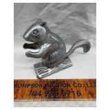 Aluminum squirrel nutcracker