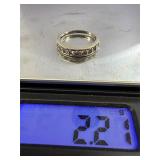 14k white gold with 9 diamonds band