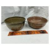 2 pottery bowls