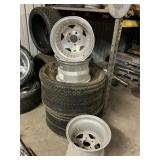 3 wheels 4 tires
