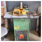 Castle TSM-21 pocket screw machine w Dewalt