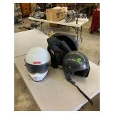 2 helmets