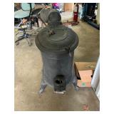 Columbus Iron Cast iron oval top feed wood stove