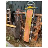 2 sleds