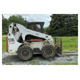 Bobcat S300 Turbo w Forks & Bucket
