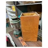 Coleman lantern