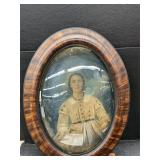 Curved glass frame