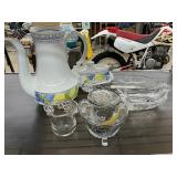 Miscellaneous glassware