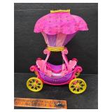 Barbie The Three Musketeers Magical Carriage.